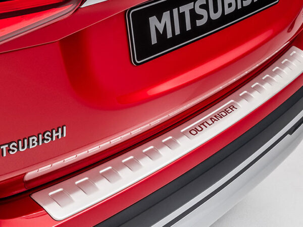 Outlander bumper protection plate